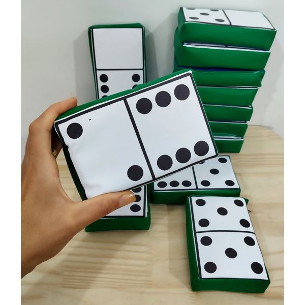domino gig 02